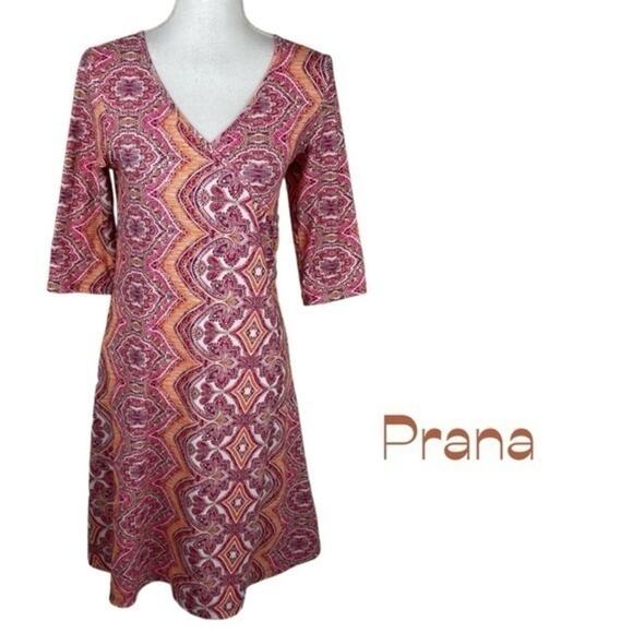Prana Red & Orange Print Wrap Bodice GorpCore Athletic Dress NWOT Size M - Picture 2 of 15